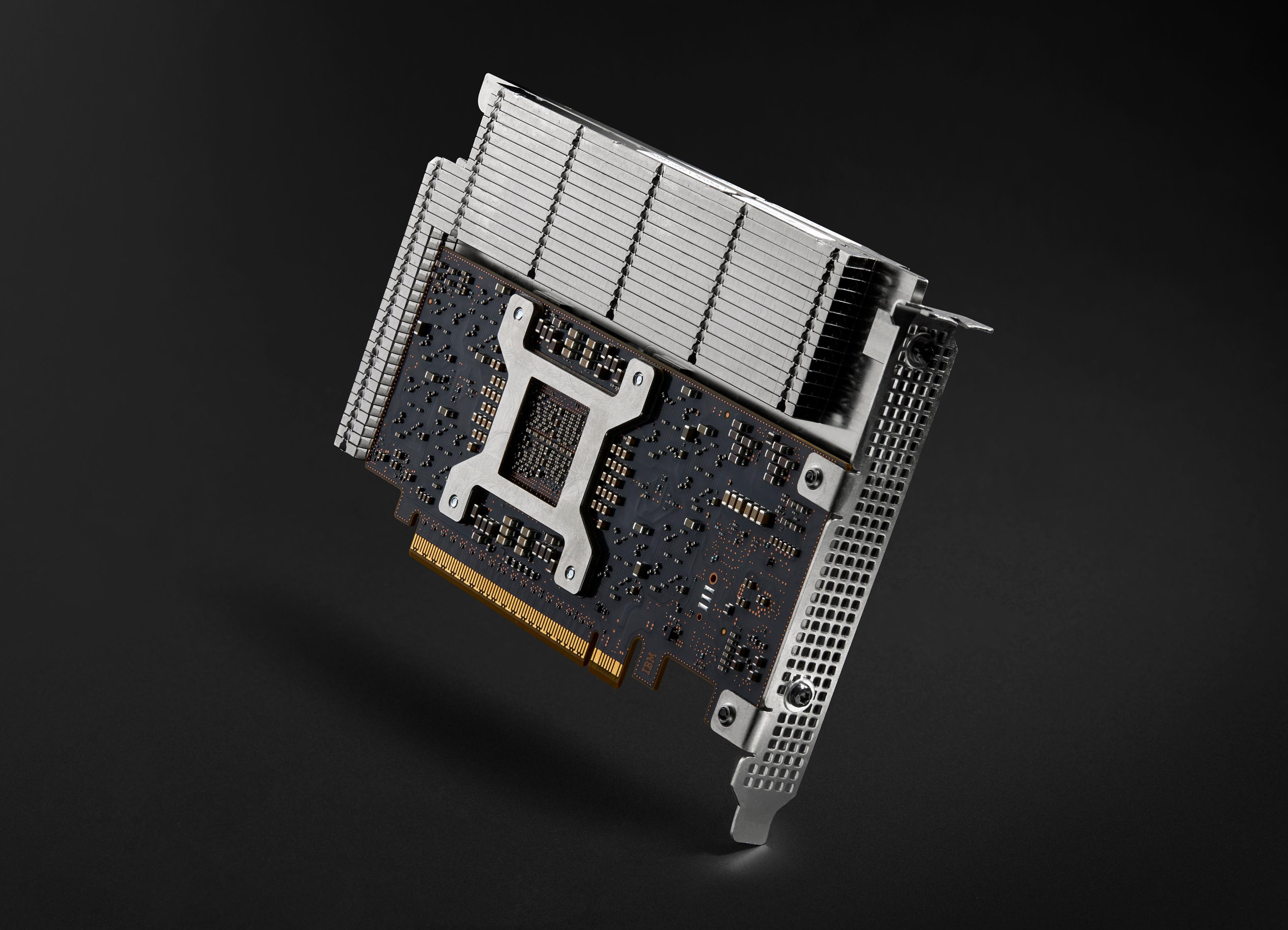 IBM_AIU_PCIE_05.jpg